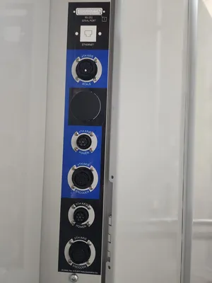 2017 HAAS VF-4SS Vertical Machining Centers | SMS Engineering (11)