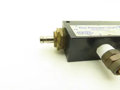Fabco 14PMD-4 Pneumatic Air 4-Way Manual Control Valve