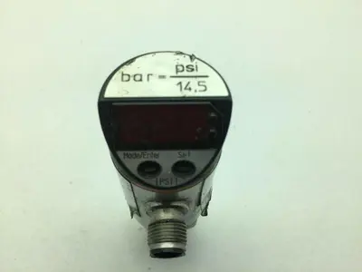 IFM Efector PY7726 Pressure Sensor Transducer 12121A 30 psi 24vdc