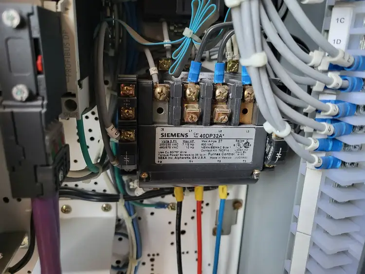 Used SIEMENS 40DP32A Switchgears British Columbia CA | Lenmark #242194