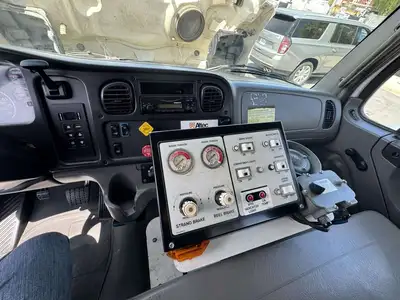 Used 2014 _UNKNOWN_ _UNKNOWN_ Bucket (boom) trucks California US | Commerce Truck Equipment Sales #1548709