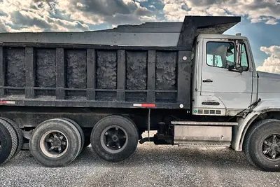 Used 1987 FREIGHTLINER FLC Dump trucks Indiana US | Proxy Equipment #1377864
