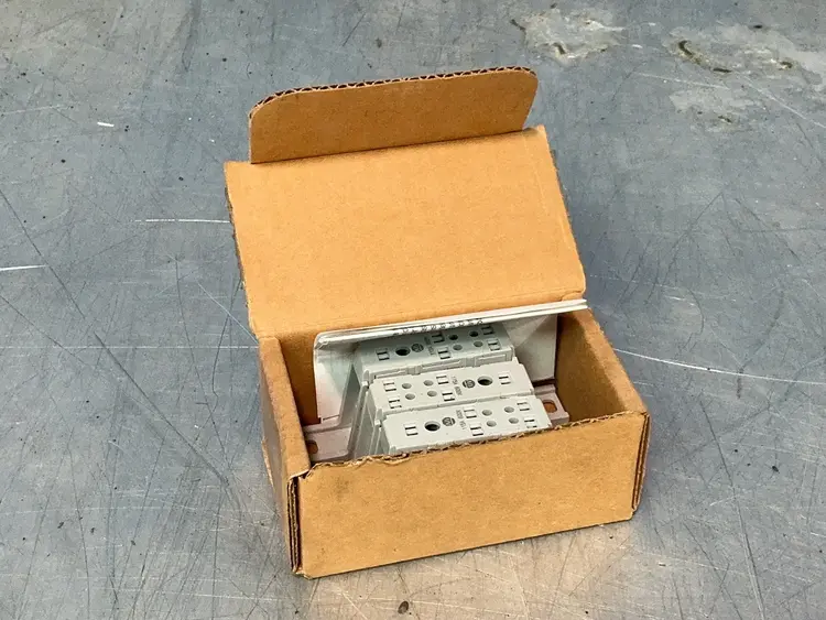 Used ALLEN BRADLEY 1492PDME1141 Terminal Blocks Ohio US | HGR 24 #1312228