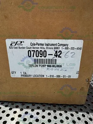 NEW COLE PARMER 7090-62 PTFE DIAPHRAGM PUMP 100 ML/MIN AT 0 PSI, 400 RPM