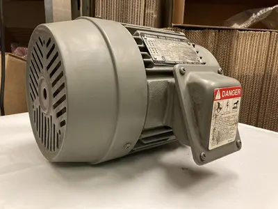 Used TOSHIBA B0012FMC2AOZH Industrial Controls | Surplus Asset Holdings #1221415