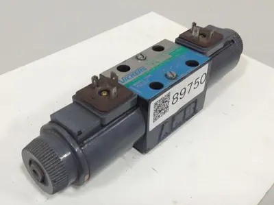 USED VICKERS DG4V3S6CMUHL760EN490
