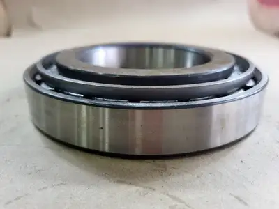 NEW SKF 30218J2
