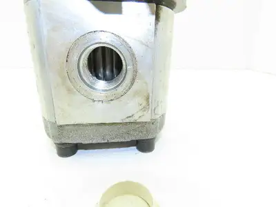 Used DYNAMIC _UNKNOWN_ Hydraulic Pumps | Arrow Industrial #619159