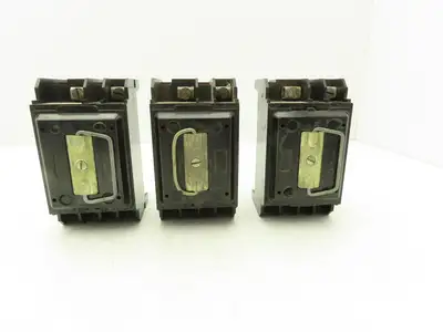 Federal Pacific 602 Pullout Disconnect Switch Fuse Block 2-Pole 60A 120/240V (3)