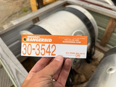 Used DTNA 60 GALLON FUEL TANK WITH STRAPS.  CAME OF WESTERN STAR Fuel Oil Tanks Michigan US | Miedema Asset Management Group #1357518