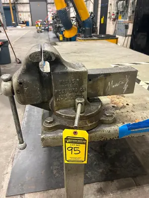 Used _UNKNOWN_ _UNKNOWN_ Work Benches Virginia US | Myron Bowling Auctioneers Inc #1553583