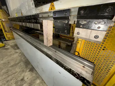 88 TON X 10' US INDUSTRIAL MODEL #US8810 HYDRAULIC PRESS BRAKE WITH BACK GAUGE: STOCK #21998