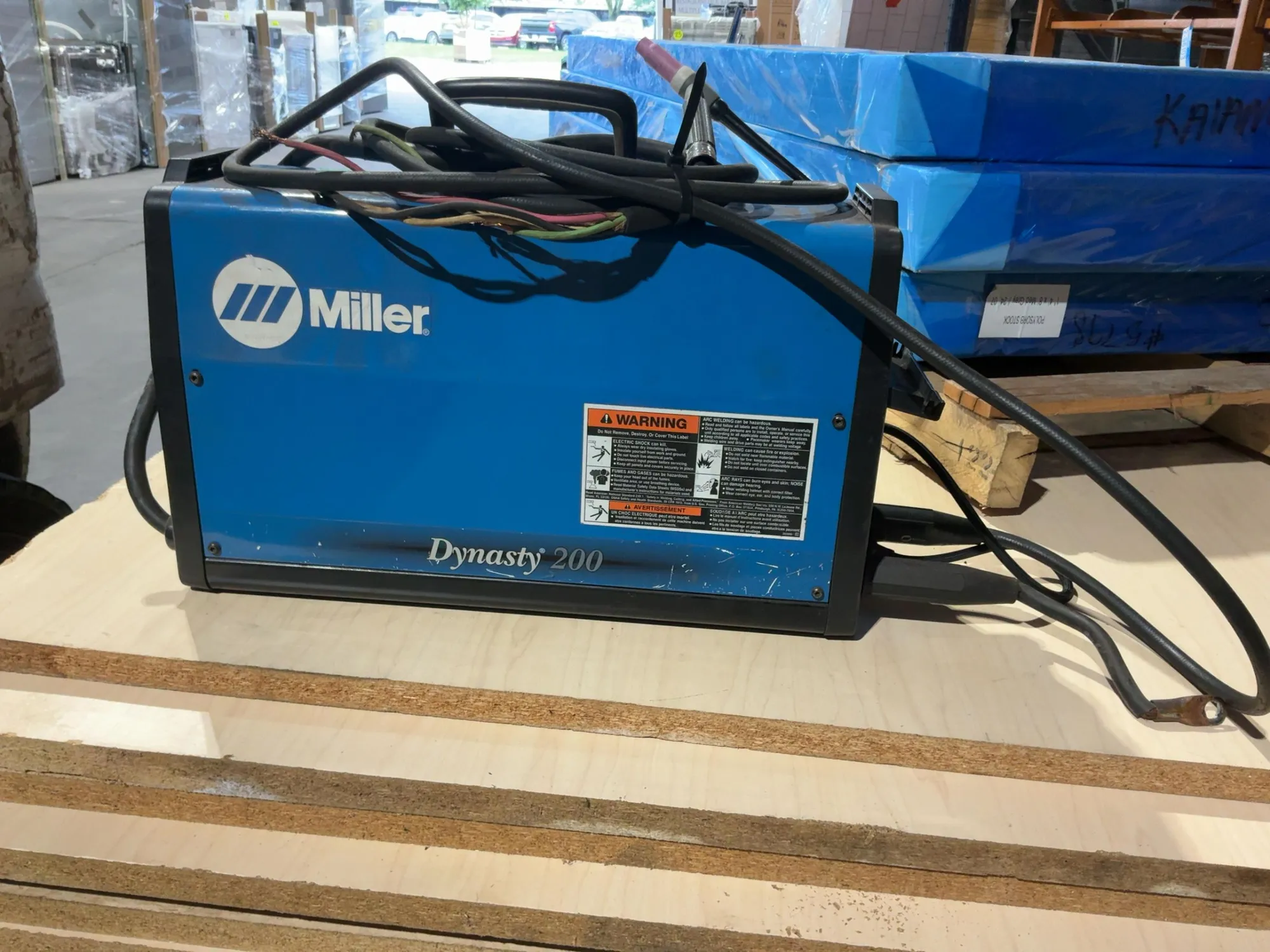 Used MILLER DYNASTY 200 PORTABLE AC/DC TIG AND STICK INVERTER WELDER Tig Welders Michigan US | Miedema Asset Management Group #1424989