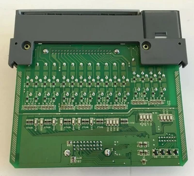 USED Allen-Bradley 1746-IB32