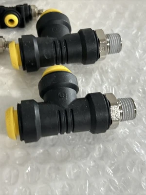 NEW LOT OF (12) PARKER FLUID CONNECTORS 2 Various Sizes Fast Shipping