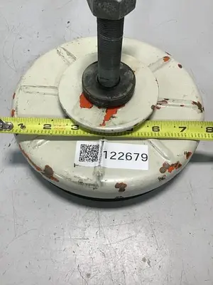 USED METAL FABRICATOR LEVELING PAD