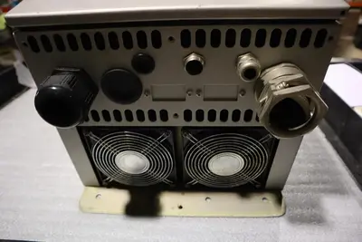 EMOTRON FDU40-090-20/DC/LWL/1.5 SUPPLY 540VDC FREQUENCY INVERTER STOCK 2238