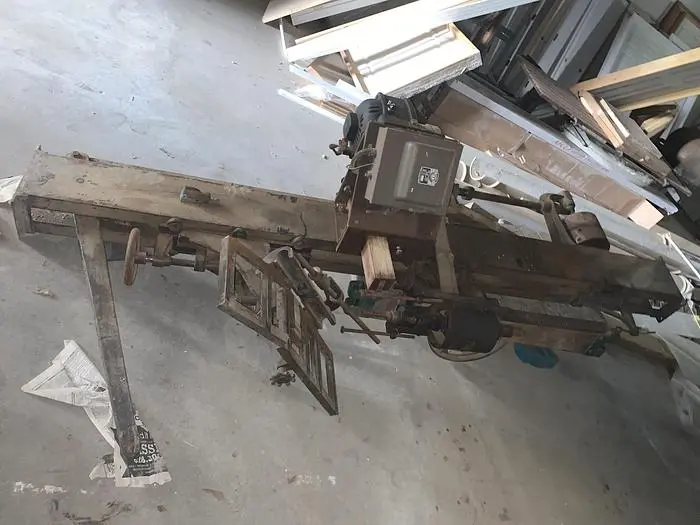 Used VINTAGE SINGLE-SPINDLE CHISEL MORTISER Woodworking Mortisers | Pruitt Machinery #716205