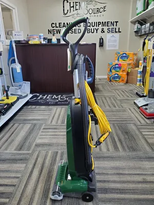 CleanMax Nitro Upright Vacuum w/Tools       NEW