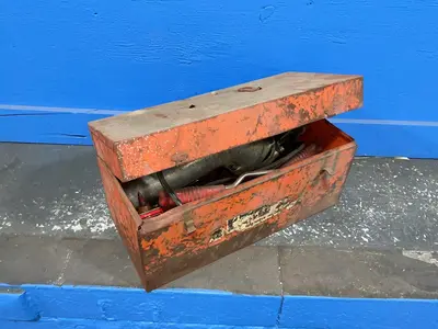 Used _UNKNOWN_ _UNKNOWN_ Tool Box Ohio US | HGR 24 #1358755