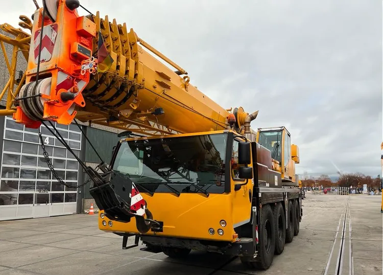 Used 2019 LIEBHERR LTM 1070-4.2 Rough Terrain Cranes Texas US | Uriquip #1421099