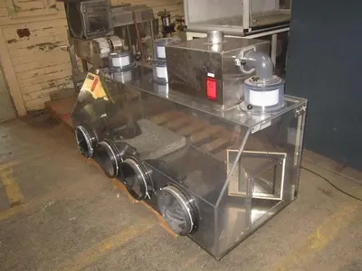 Cabinet, Glove Box, Twin, Mdl 3305-10B 112204, Blower #S739820