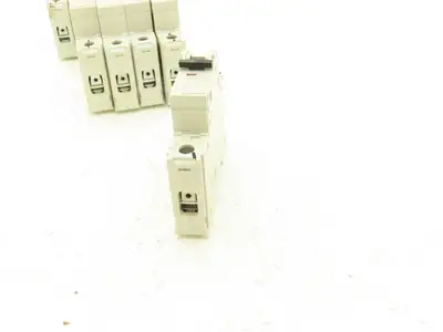 Siemens 5SJ4104-7HG40 Miniature Circuit Breaker 4A 240VAC 1 Pole Lot of 11