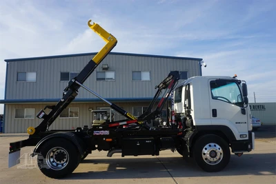 Used 2027 ISUZU FVR Hooklifts & Roll-Offs Texas US | Roll Off Truck World #1491763
