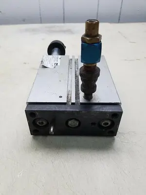 Used PARKER P5T-J040DHSD075 Parts (Hydraulics and Pneumatics) | ND Industrial Surplus #1222762