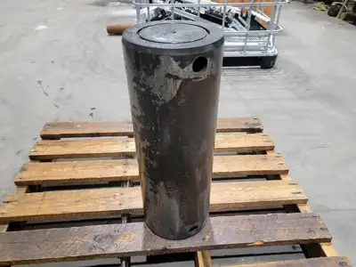 NEW 2015 CATERPILLAR 440-4118