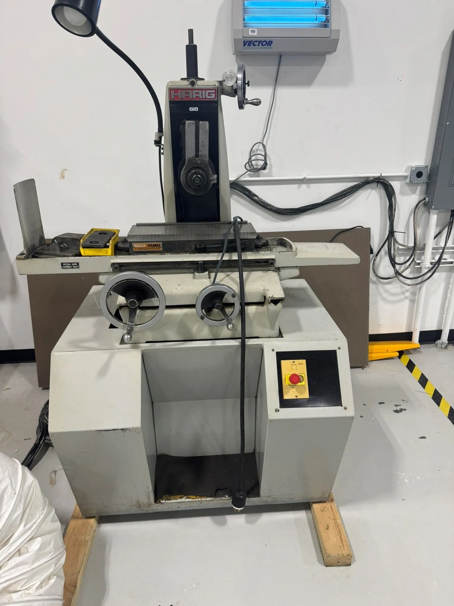 USED HARIG 618 HANDFEED