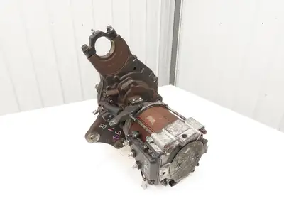 Toyota L12640 Forklift Left Front Drive Axle & Motor Assembly 5-Lug Off 8FBE15U
