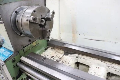USED 1988 SKB 1660