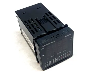 USED MAVERICK INDUSTRIAL SALES 1/16 DIN TEMP/PROCESS CONTROLLER CURRENT-RELAY