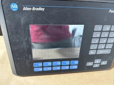 USED Allen-Bradley 2711-B6C15