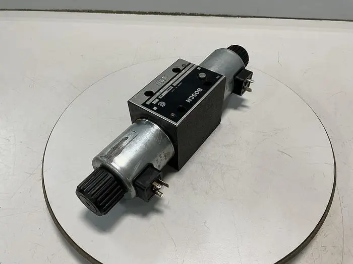 Used BOSCH 081WV10P1V1018WS024/00D51 Valves/Fittings Michigan US | Ideal Machinery #693123