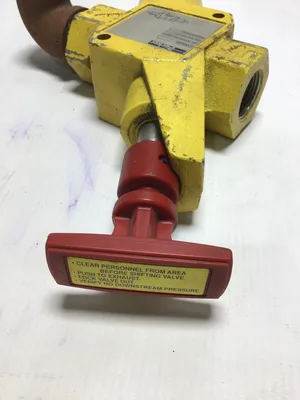Parker LV8NAB Pneumatic Lockout Valve with Silencer Max Pressure 300PSI 2068kPa