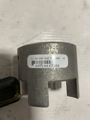 Lovejoy CJ 24/32B HUB PM 24mm Aluminum Jaw Coupling -Lot of 4 and 1 Spider