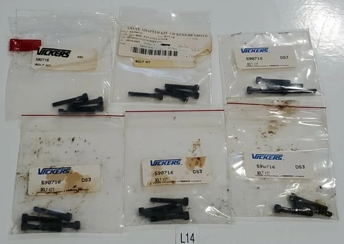 NEW Vickers 590716