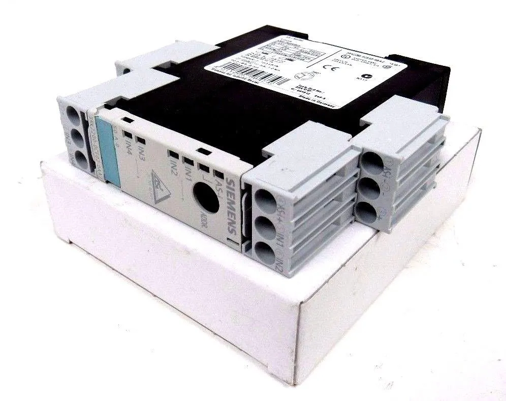 NEW SIEMENS 3RK2200-0CE02-0AA2 INTERFACE MODULE 3RK22000CE020AA2