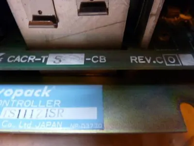 USED YASKAWA CACR-TS111Z1SR