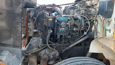 USED 1990 IHC INTERNATIONAL 4900 TANDEM AXLE OILFIELD PUMP/KILL TRUCK