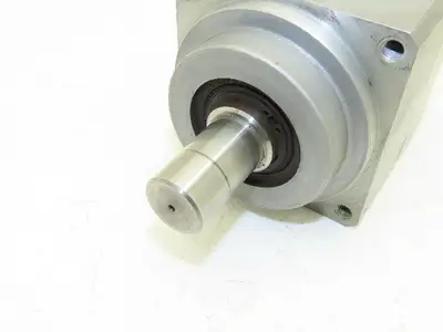 Sakanishiseiki EIG075-0090 Planetary Gear Reducer 9:1 Ratio Servo Motor