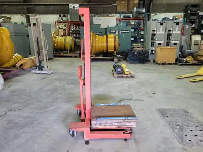 USED MAHAFFY MATERIALS SLH2424-70