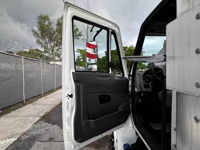 Used 2019 INTERNATIONAL 4300 Reefer Trucks Florida US | Truck and Van Outlet #1509137
