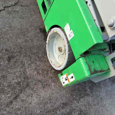 USED 2015 Genie GS-3232