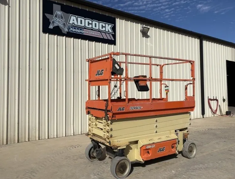 Used 2020 JLG 3246ES ELECTRIC SCISSOR LIFT Scissor Lifters Alberta CA | Adcock Equipment #1418012