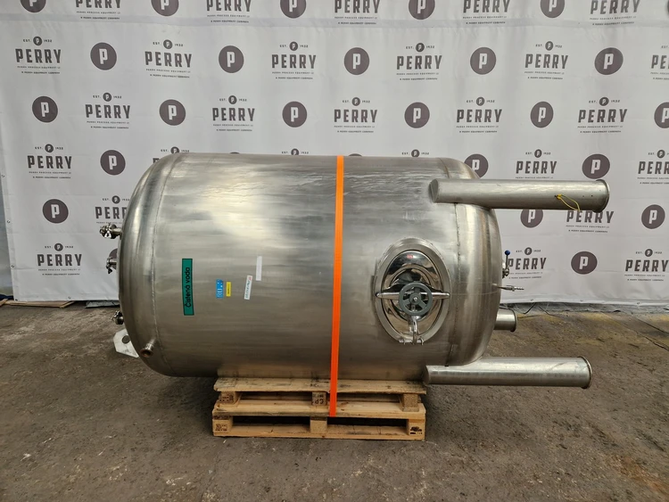 Used NIKRO 2750 litre Stainless Steel Tanks CZ | Perry Equipment #120480