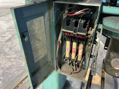 Used BALDOR M00 M88/197 Pedestal Type Grinders (Double End) Ohio US | HGR 24 #1580169