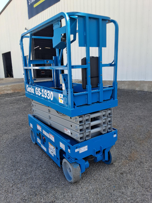 USED 2017 Genie GS-1930